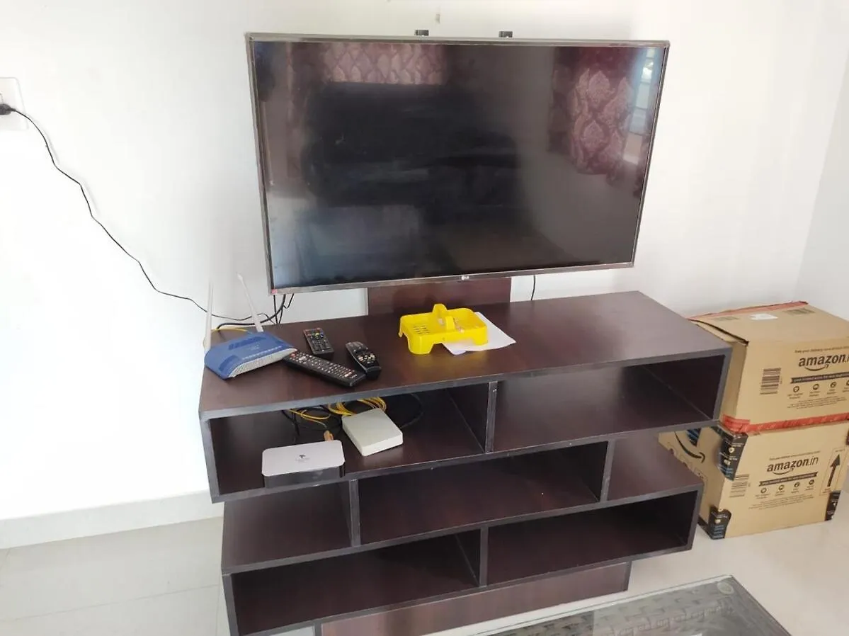 Fully Furnished 3Bhk 2 Floor Villa Angamali 0*,